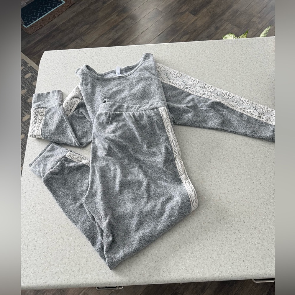 Women’s Heather Grey Soft Lounge Set w/ Lace Detail, XXL
